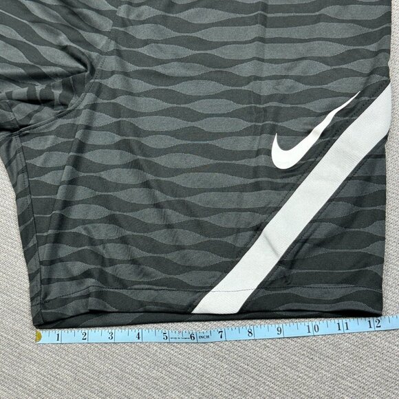 Nike Dri Fit Mens Black Gray Activewear Shorts Elastic Drawstring Waist Size XXL - Picture 9 of 9